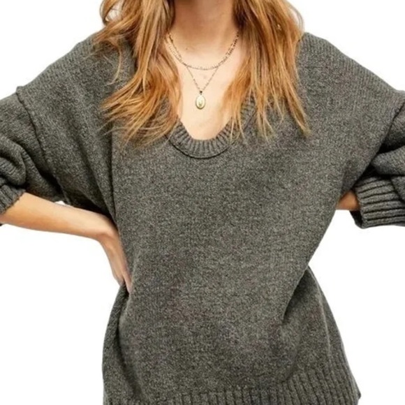 FREE PEOPLE Gray Cozy Oversized Sweater Size Small - Picture 1 of 8